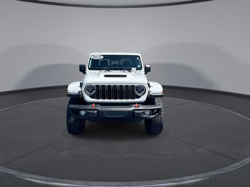 Used 2024 Jeep Gladiator Mojave AWD/4WD image 17