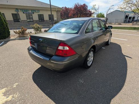 Used 2005 Ford Five Hundred SE image 5