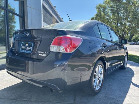Used 2014 Subaru Impreza 2.0i Premium w/ All-Weather Package w/CVT AWD/4WD image 5