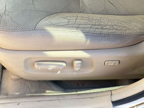 Used 2005 Lexus ES 330 image 14