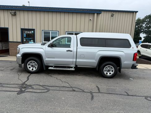 Used 2017 GMC Sierra 1500 4x4 Regular Cab w/ Sierra Convenience Package image 3
