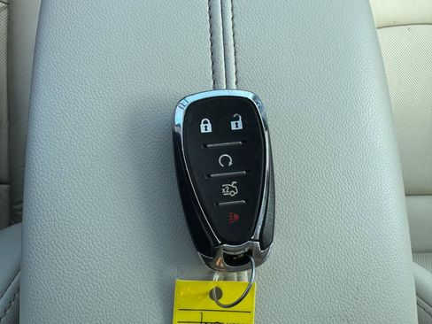 Used 2024 Chevrolet Malibu LT FWD image 25