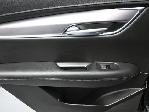 Used 2020 Cadillac XT5 Luxury image 30