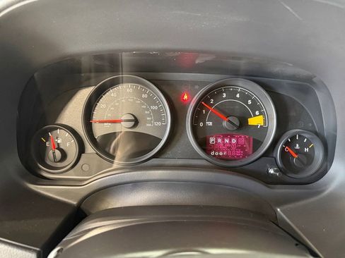 Used 2010 Jeep Patriot Sport FWD image 23
