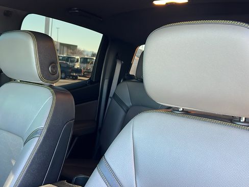 Certified 2023 Chevrolet Colorado ZR2 w/ ZR2 Convenience Package III image 19