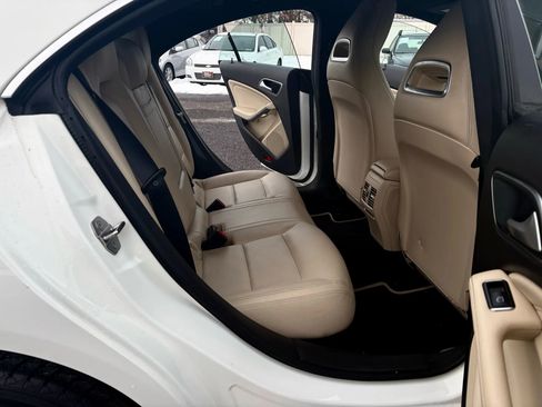 Used 2019 Mercedes-Benz CLA 250 4MATIC image 22