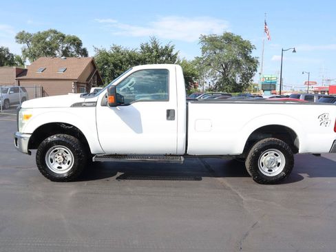 Used 2015 Ford F250 XL w/ Power Equipment Group AWD/4WD image 2