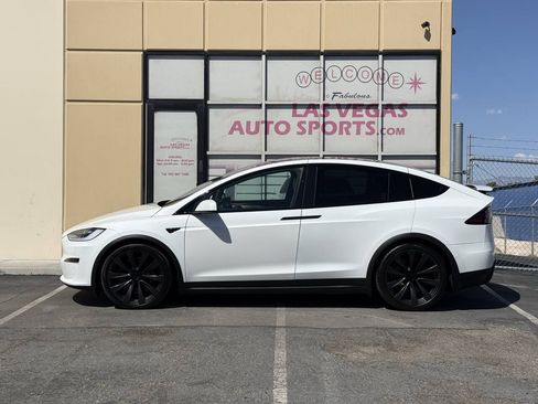 Used 2023 Tesla Model X AWD/4WD image 6