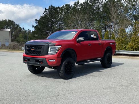 Used 2020 Nissan Titan PRO-4X image 13