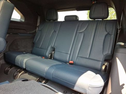 Certified 2026 Cadillac Escalade IQ Sport 2 AWD/4WD image 10