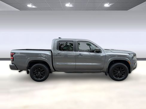 Used 2023 Nissan Frontier SV w/ Tow Package AWD/4WD image 8