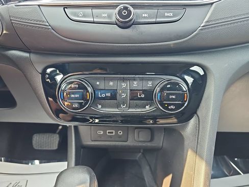 Used 2023 Buick Encore GX Select w/ Experience Buick Package FWD image 24