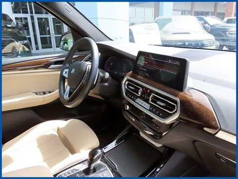 Used 2023 BMW X3 xDrive30i w/ Convenience Package w/ZPA AWD/4WD image 8