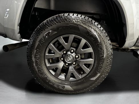 Used 2021 Toyota Tacoma SR5 image 46