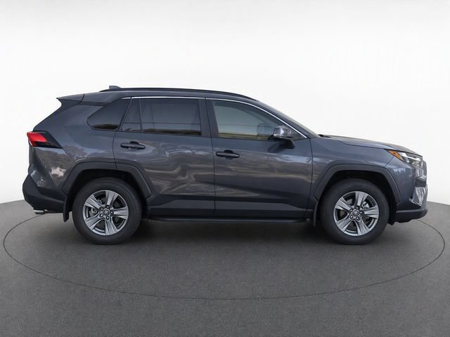 Used 2024 Toyota RAV4 XLE w/ Convenience Package FWD image 8