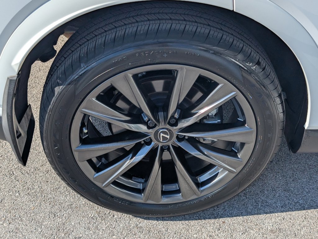 Used 2024 Lexus RX 350 F Sport w/ Convenience Package AWD/4WD image 24