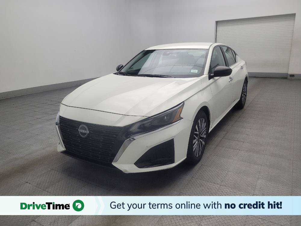 Used 2025 Nissan Altima 2.5 SV FWD image 1