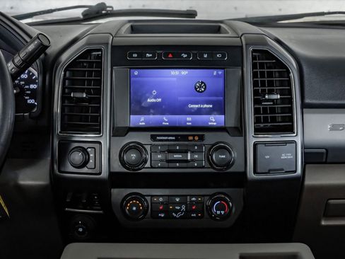 Used 2022 Ford F350 XLT w/ XLT Premium Package image 24