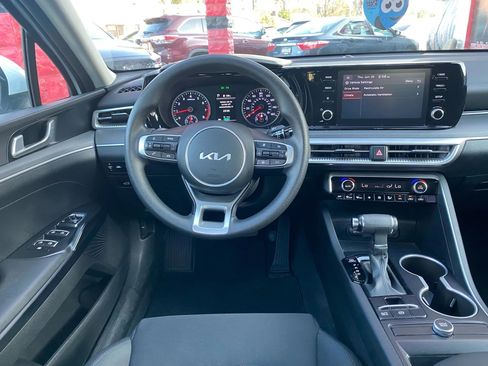 Used 2023 Kia K5 LXS image 7