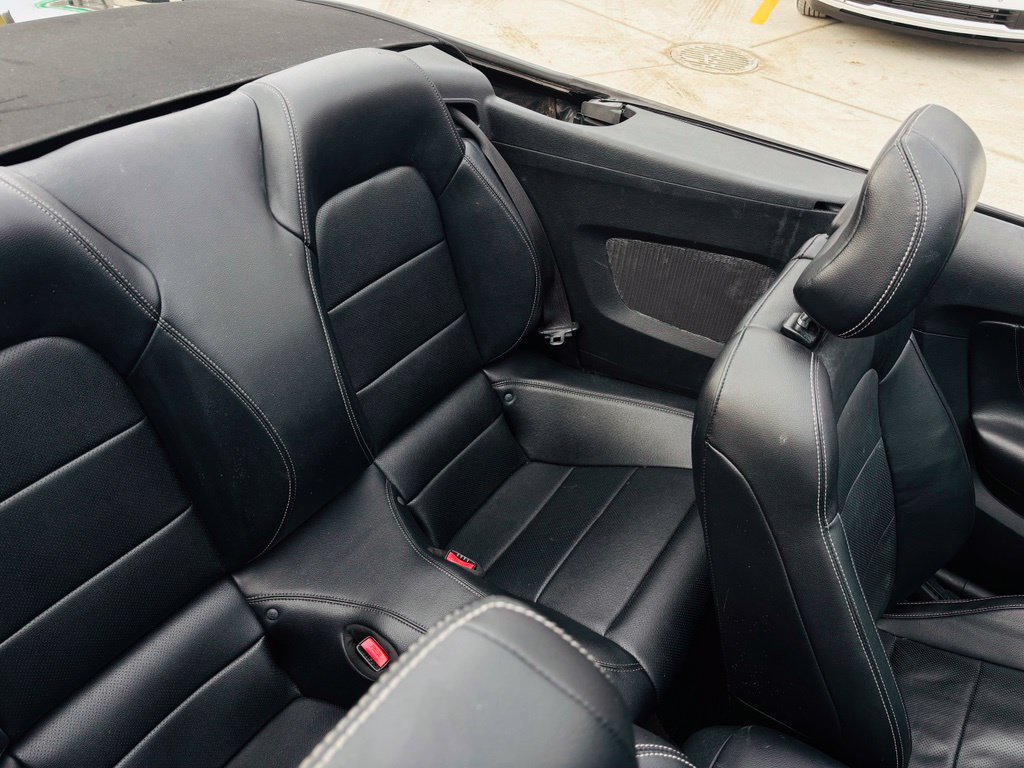 Used 2017 Ford Mustang GT Premium RWD image 37