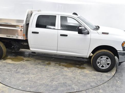 New 2024 RAM 2500 Tradesman w/ Chrome Appearance Group image 45