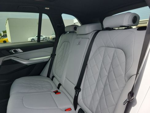 New 2026 BMW X5 sDrive40i w/ M Sport Package RWD image 8