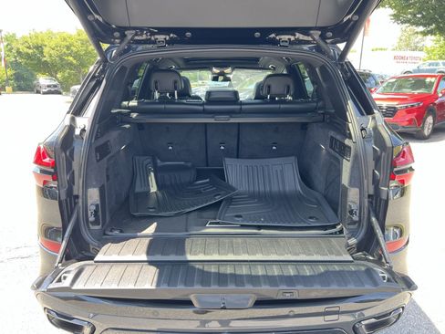Used 2024 BMW X5 xDrive40i w/ M Sport Package AWD/4WD image 26