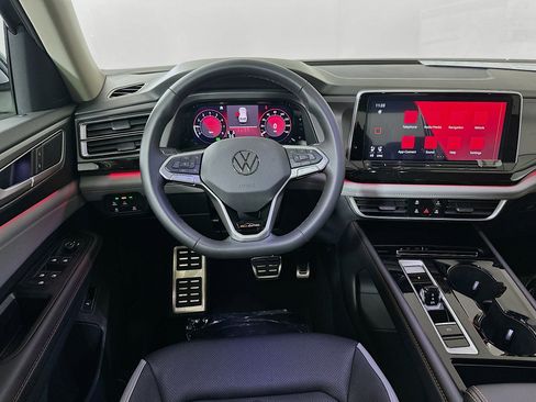 New 2026 Volkswagen Atlas Peak Edition image 21