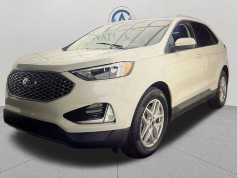 Used 2024 Ford Edge SEL w/ Convenience Package AWD/4WD image 2