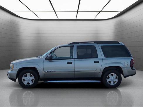 Used 2003 Chevrolet TrailBlazer EXT LS 2WD image 5