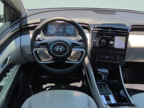 Used 2024 Hyundai Tucson SEL w/ Convenience Package FWD image 12