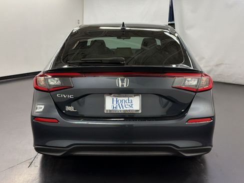 Certified 2024 Honda Civic EX-L image 10