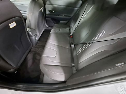Certified 2025 Hyundai Elantra Sport image 25
