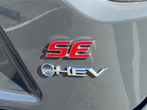 Certified 2025 Toyota Corolla SE image 26
