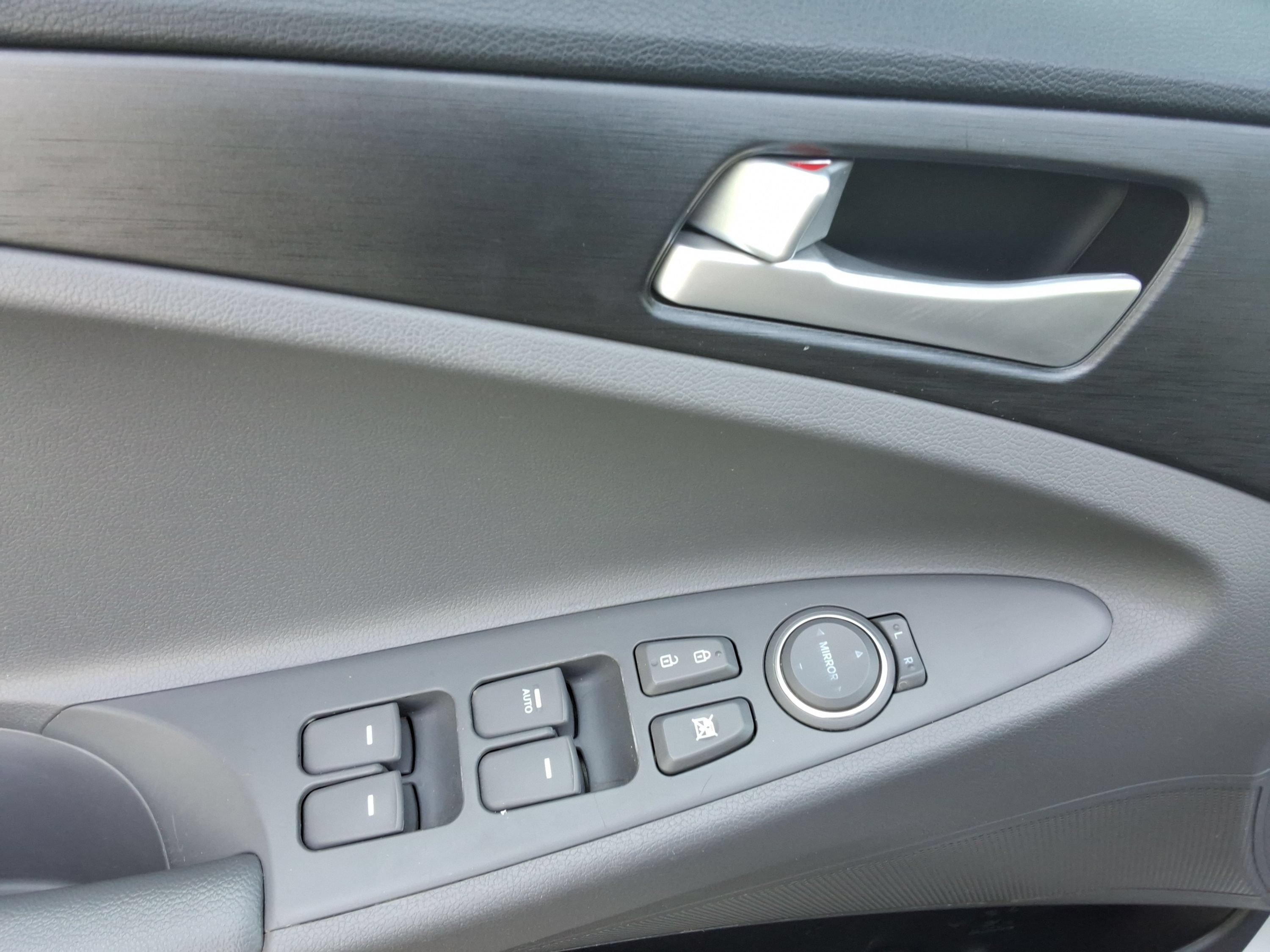 Used 2013 Hyundai Sonata GLS FWD image 32