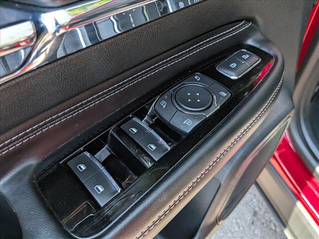 Used 2021 Lincoln Corsair AWD w/ Premium Package image 29