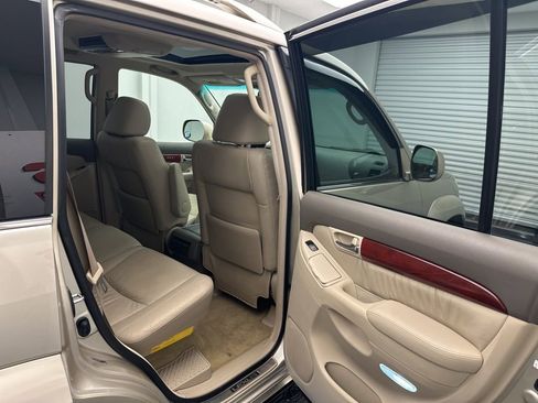 Used 2009 Lexus GX 470 image 7