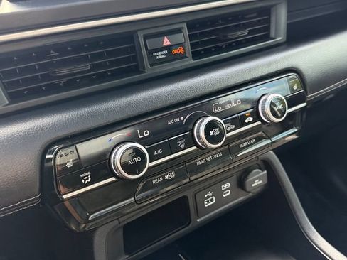 Certified 2024 Honda Pilot Touring image 28