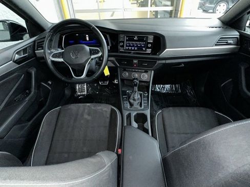 Certified 2023 Volkswagen Jetta Sport image 30