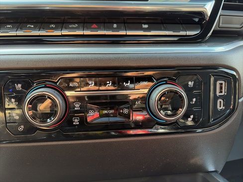 Used 2026 Chevrolet Silverado 1500 High Country image 17