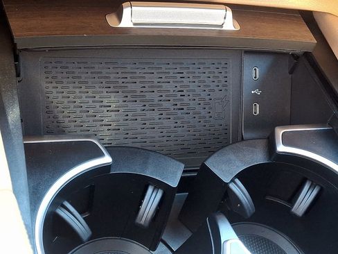 New 2026 Mercedes-Benz GLE 450 4MATIC image 16