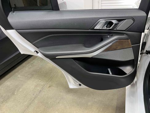 Used 2019 BMW X5 xDrive50i w/ M Sport Package AWD/4WD image 82