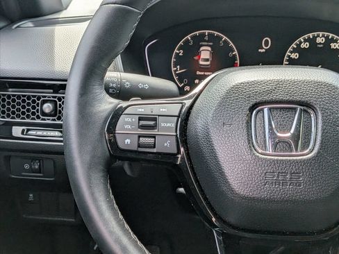 Used 2025 Honda Civic Sport image 14