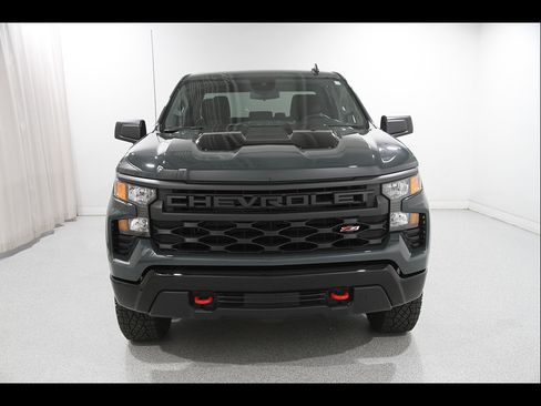 Certified 2025 Chevrolet Silverado 1500 Custom Trail Boss AWD/4WD image 2