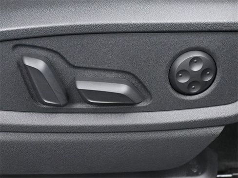 Used 2024 Audi SQ5 Premium Plus image 36