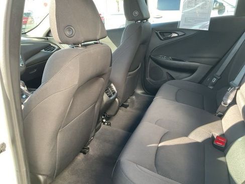 Used 2023 Chevrolet Malibu LT image 18