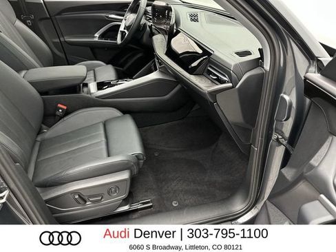 Used 2025 Audi Q5 Premium Plus w/ Premium Plus AWD/4WD image 25