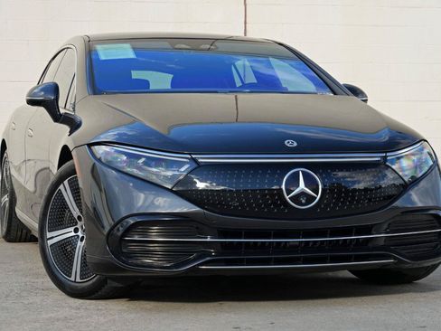 Used 2023 Mercedes-Benz EQS 450+ Sedan image 2