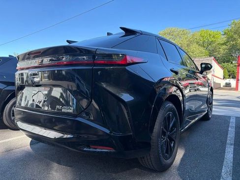 New 2026 Lexus RZ 450e AWD image 6