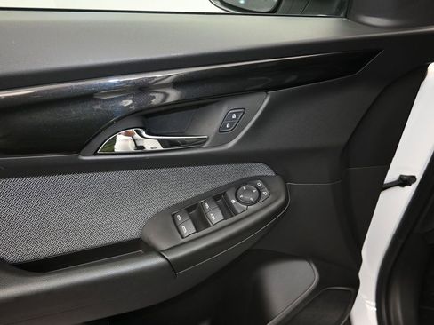 Used 2025 Chevrolet TrailBlazer LT FWD image 11